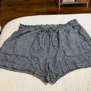 Striped Elastic Women's Shorts